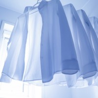 一人暮らしの部屋干しはどこにどうやって干すのが速く乾く?